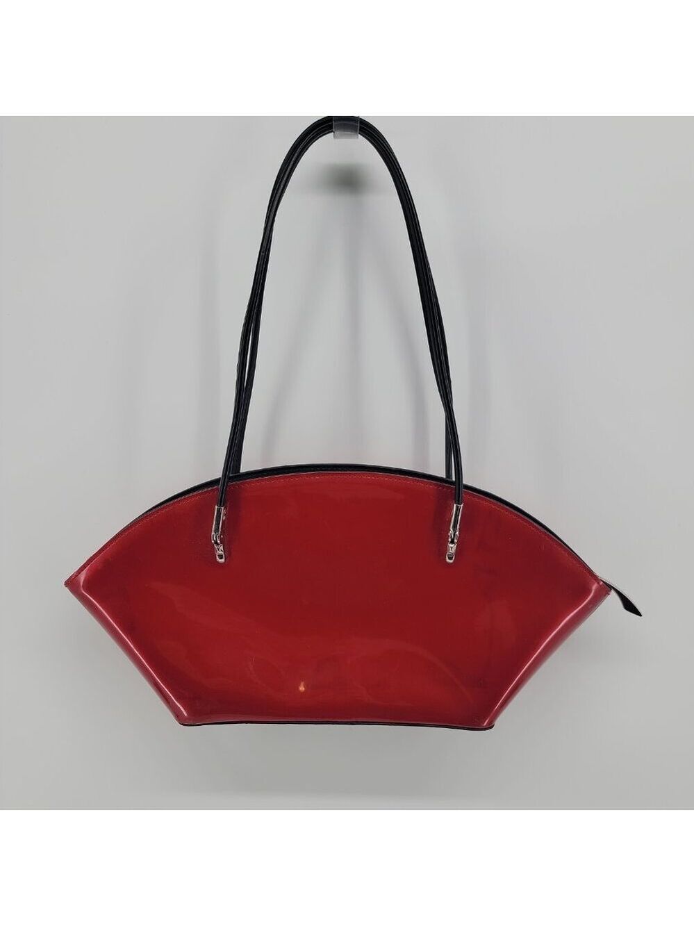Beijo Red Patent Finish Shoulder Bag Y2K Sculptural Crescent Purse Retro Futuris - Picture 5 of 10